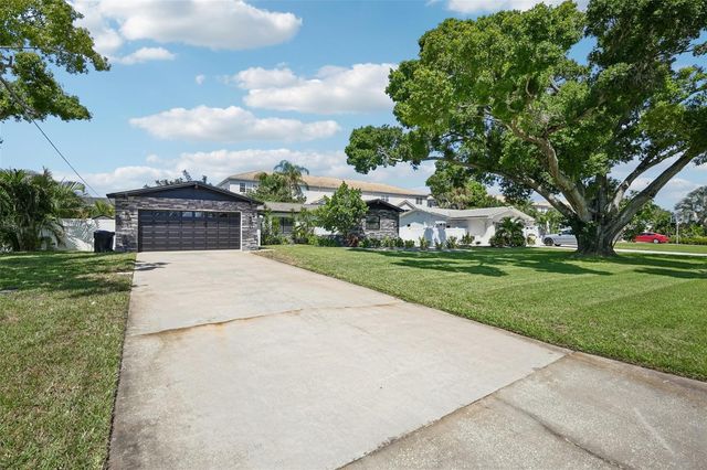 4600 BAYSHORE BOULEVARD NE, St Petersburg, FL 33703