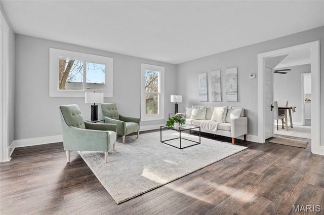 215 Clay Street, Edwardsville, IL 62025