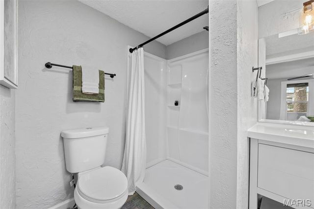 215 Clay Street, Edwardsville, IL 62025