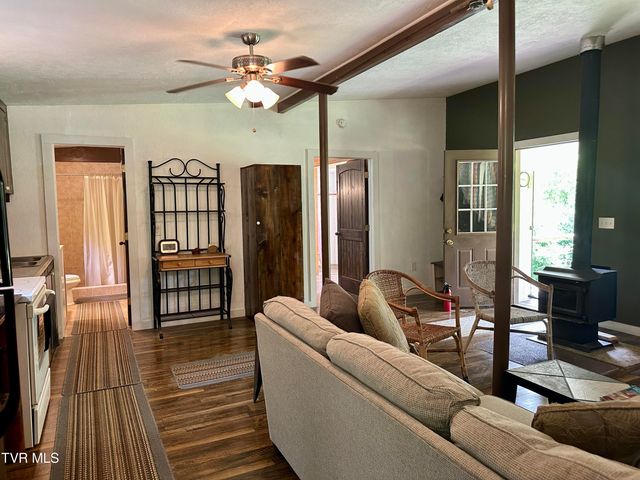 8777 Roan Creek Road, Butler, TN 37640