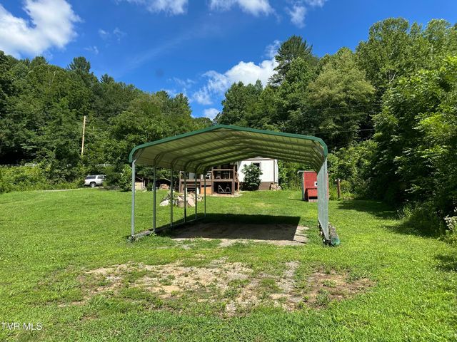 8777 Roan Creek Road, Butler, TN 37640