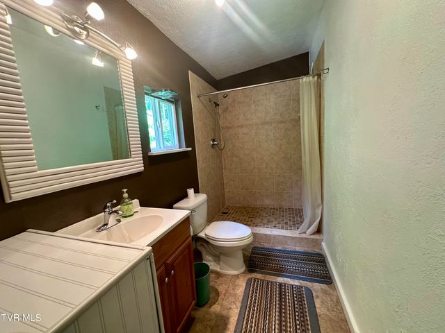 8777 Roan Creek Road, Butler, TN 37640