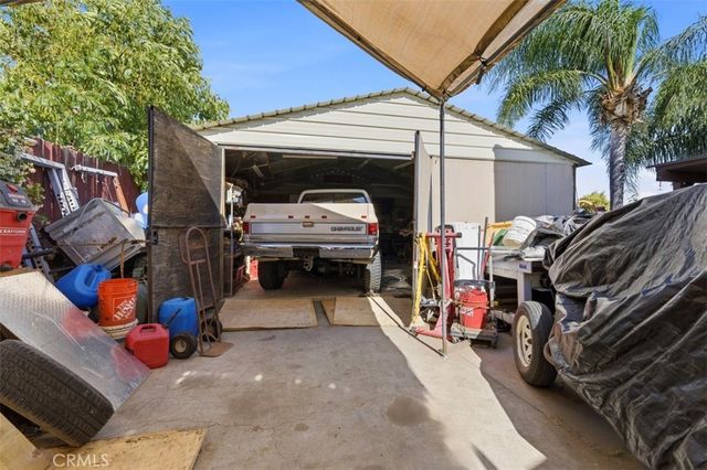 847 S Arrowhead, Rialto, CA 92376