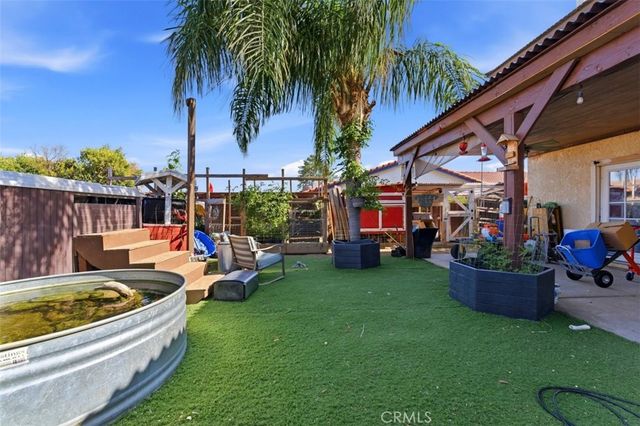 847 S Arrowhead, Rialto, CA 92376