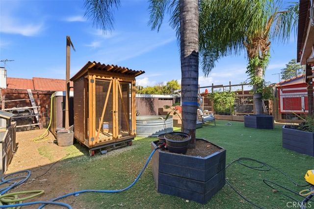 847 S Arrowhead, Rialto, CA 92376