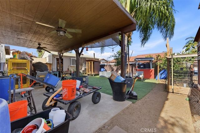 847 S Arrowhead, Rialto, CA 92376