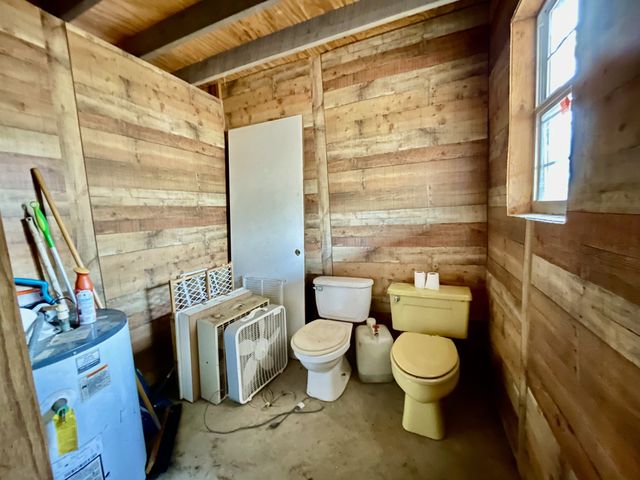 84 Granny Pratt Ln, Belvidere, TN 37306