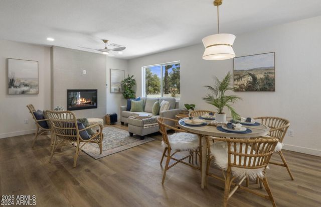 626 E PALOMINO Drive, Gilbert, AZ 85296