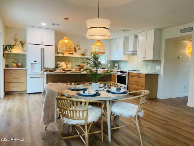 626 E PALOMINO Drive, Gilbert, AZ 85296