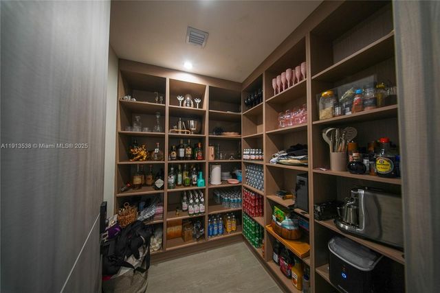 7520 W Treasure Dr, North Bay Village, FL 33141