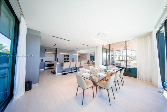 7520 W Treasure Dr, North Bay Village, FL 33141