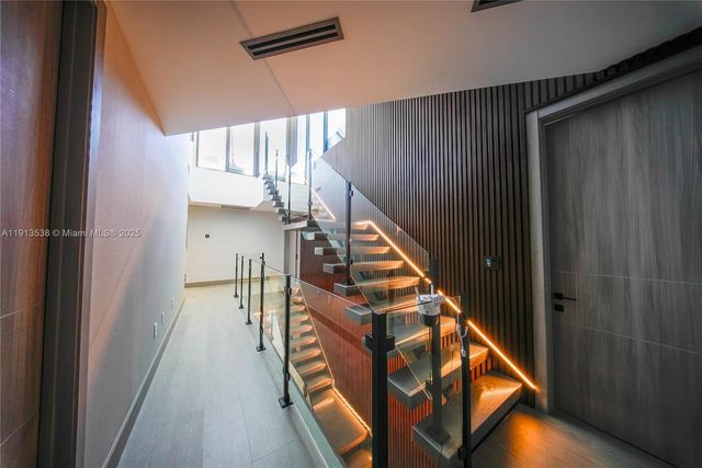 7520 W Treasure Dr, North Bay Village, FL 33141