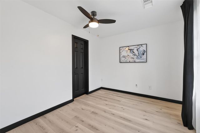 5515 Davids Bend Drive, Sugar Land, TX 77479