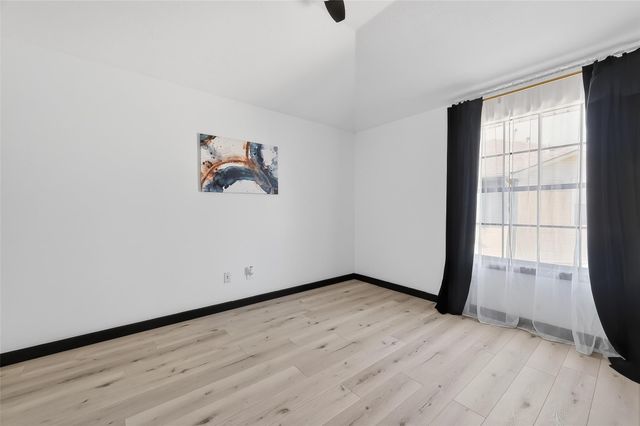 5515 Davids Bend Drive, Sugar Land, TX 77479