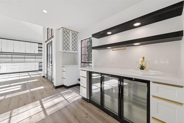 5515 Davids Bend Drive, Sugar Land, TX 77479