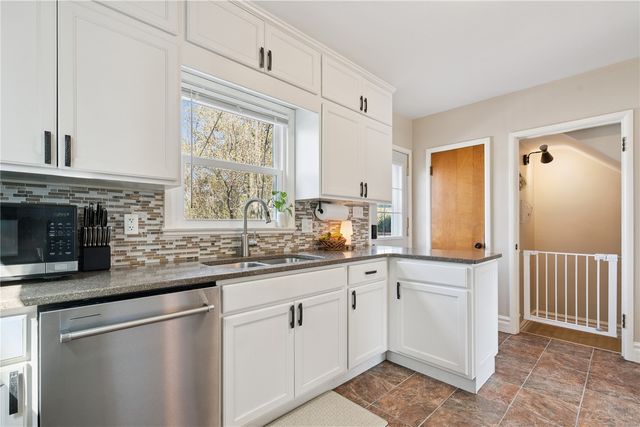 2026 Bever Avenue SE, Cedar Rapids, IA 52403