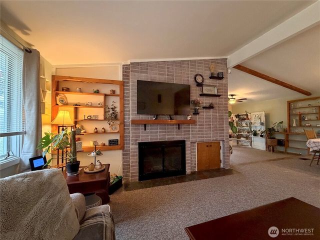 541 Fairchild Loop, Moses Lake, WA 98837