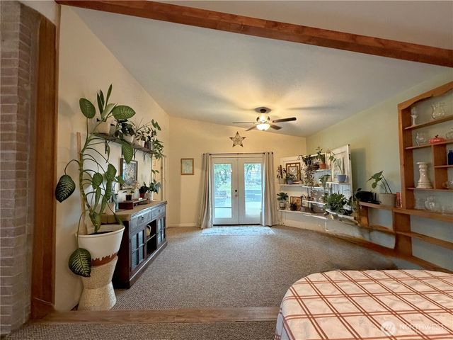 541 Fairchild Loop, Moses Lake, WA 98837