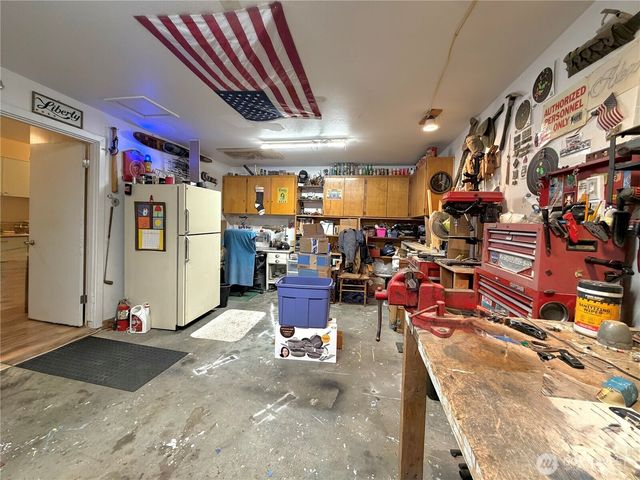 541 Fairchild Loop, Moses Lake, WA 98837