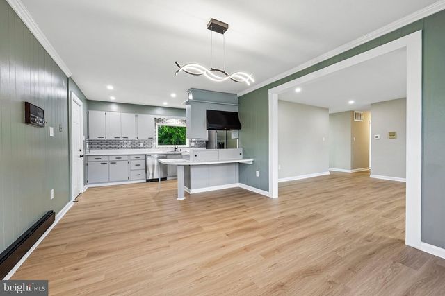 7200 VELLEX LN, Annandale, VA 22003
