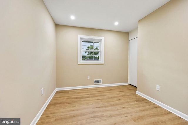 7200 VELLEX LN, Annandale, VA 22003