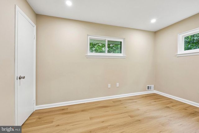 7200 VELLEX LN, Annandale, VA 22003
