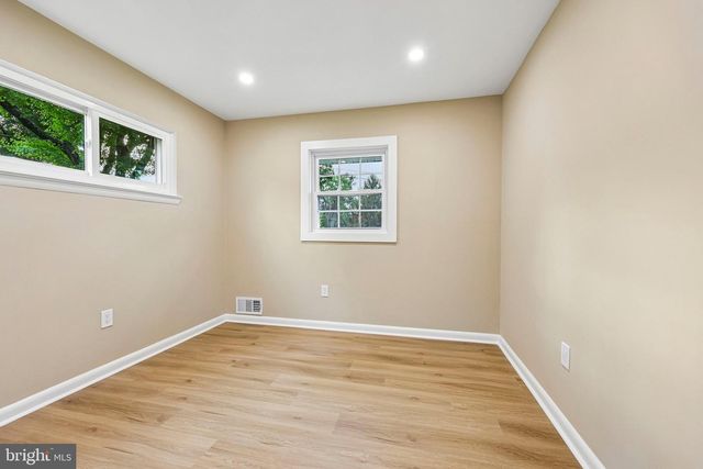 7200 VELLEX LN, Annandale, VA 22003