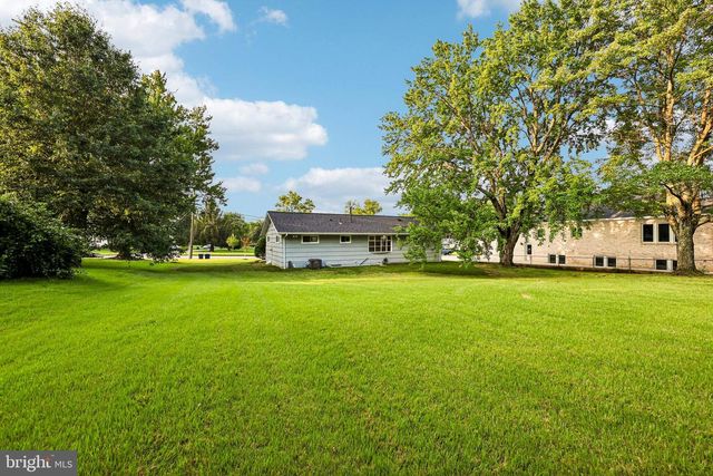 7200 VELLEX LN, Annandale, VA 22003