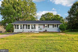 7200 VELLEX LN, Annandale, VA 22003