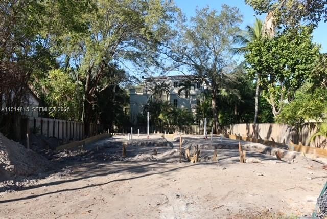 207 NE 17th Ave, Fort Lauderdale, FL 33301