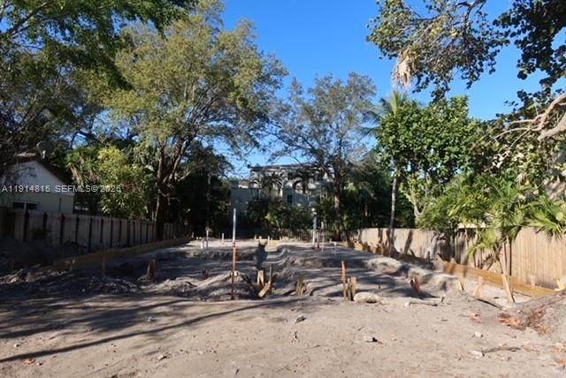 207 NE 17th Ave, Fort Lauderdale, FL 33301