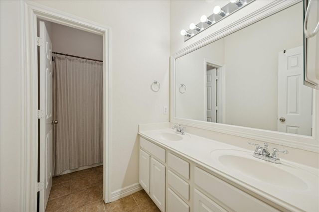 15515 Amber Hollow Lane, Cypress, TX 77429