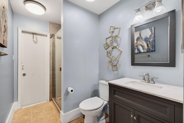 1057 Summit Trail Circle B, West Palm Beach, FL 33415