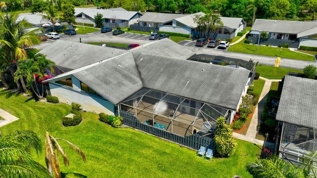1057 Summit Trail Circle B, West Palm Beach, FL 33415