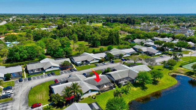 1057 Summit Trail Circle B, West Palm Beach, FL 33415