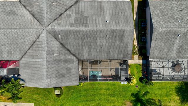 1057 Summit Trail Circle B, West Palm Beach, FL 33415