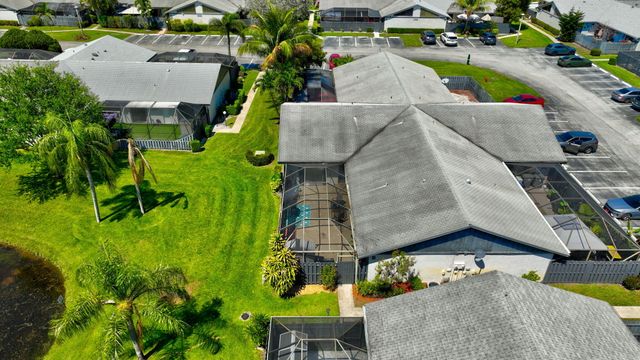 1057 Summit Trail Circle B, West Palm Beach, FL 33415