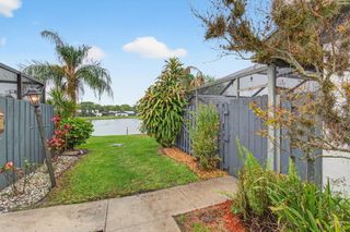 1057 Summit Trail Circle B, West Palm Beach, FL 33415