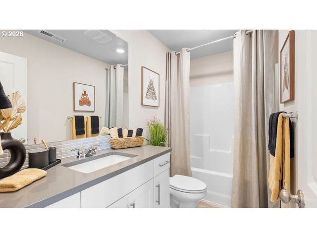 9474 Se 162nd Ave, Happy Valley, OR 97086