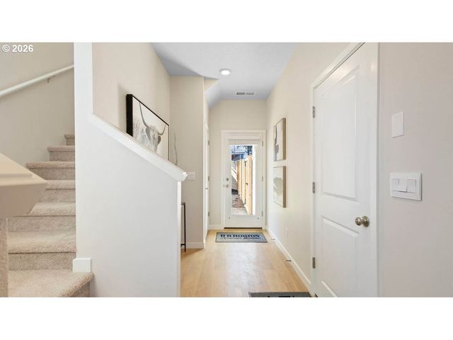 9474 Se 162nd Ave, Happy Valley, OR 97086