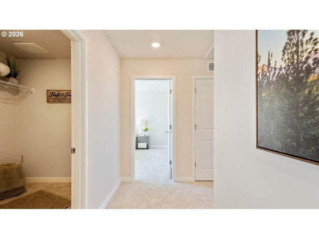 9474 Se 162nd Ave, Happy Valley, OR 97086