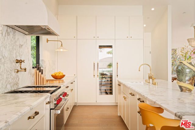 3640 Mandeville Canyon Road, Los Angeles, CA 90049