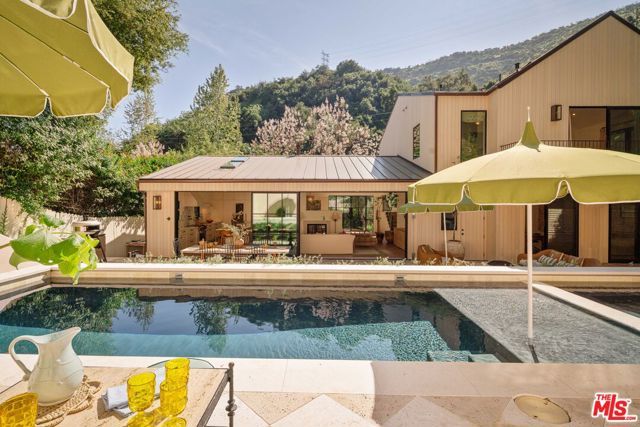 3640 Mandeville Canyon Road, Los Angeles, CA 90049