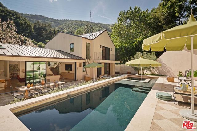 3640 Mandeville Canyon Road, Los Angeles, CA 90049
