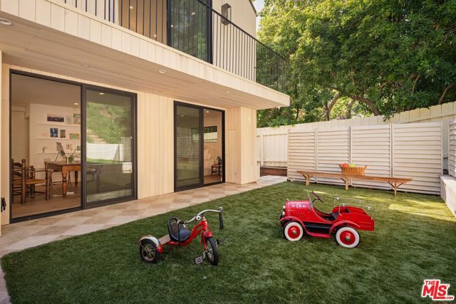 3640 Mandeville Canyon Road, Los Angeles, CA 90049