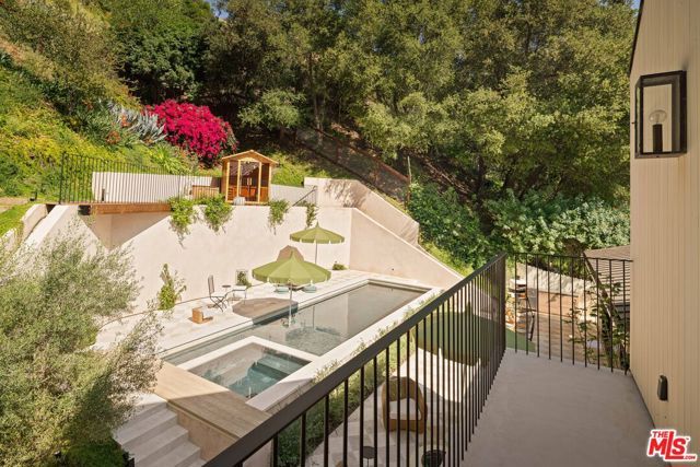 3640 Mandeville Canyon Road, Los Angeles, CA 90049