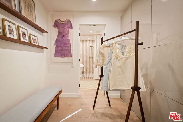 3640 Mandeville Canyon Road, Los Angeles, CA 90049