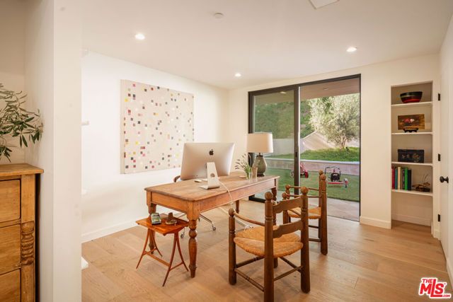 3640 Mandeville Canyon Road, Los Angeles, CA 90049