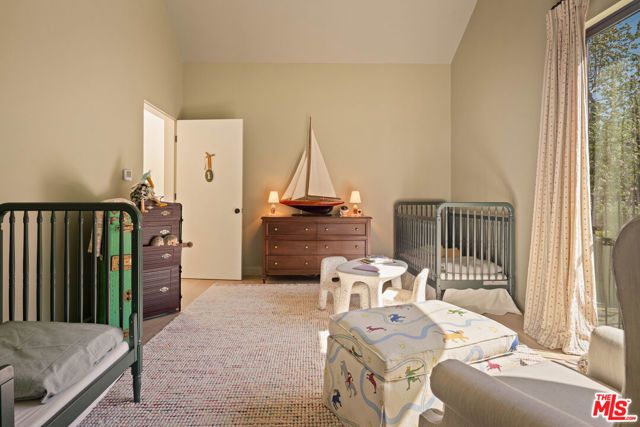 3640 Mandeville Canyon Road, Los Angeles, CA 90049