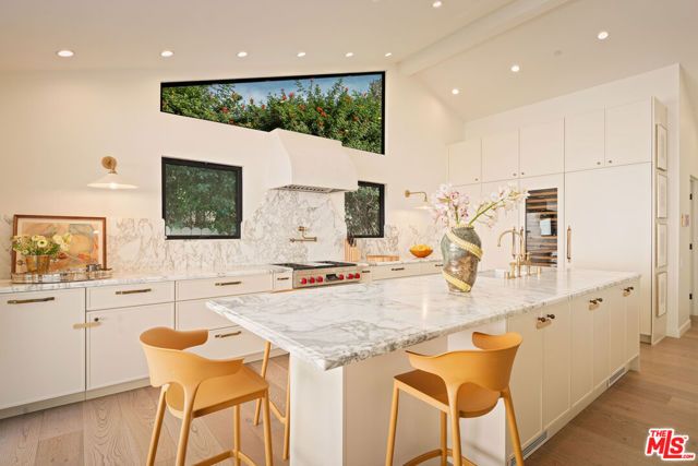 3640 Mandeville Canyon Road, Los Angeles, CA 90049